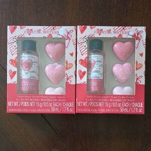 (J50) 2 Pink Heart Bath Bomb and Shower Gel Duo